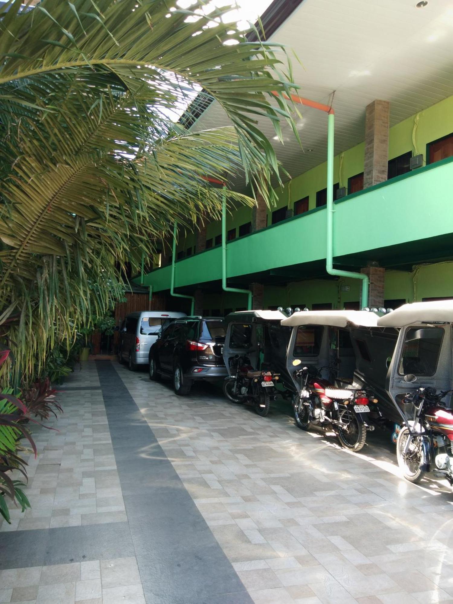 Aosmec Square Hotel Lapu-Lapu City Exterior photo