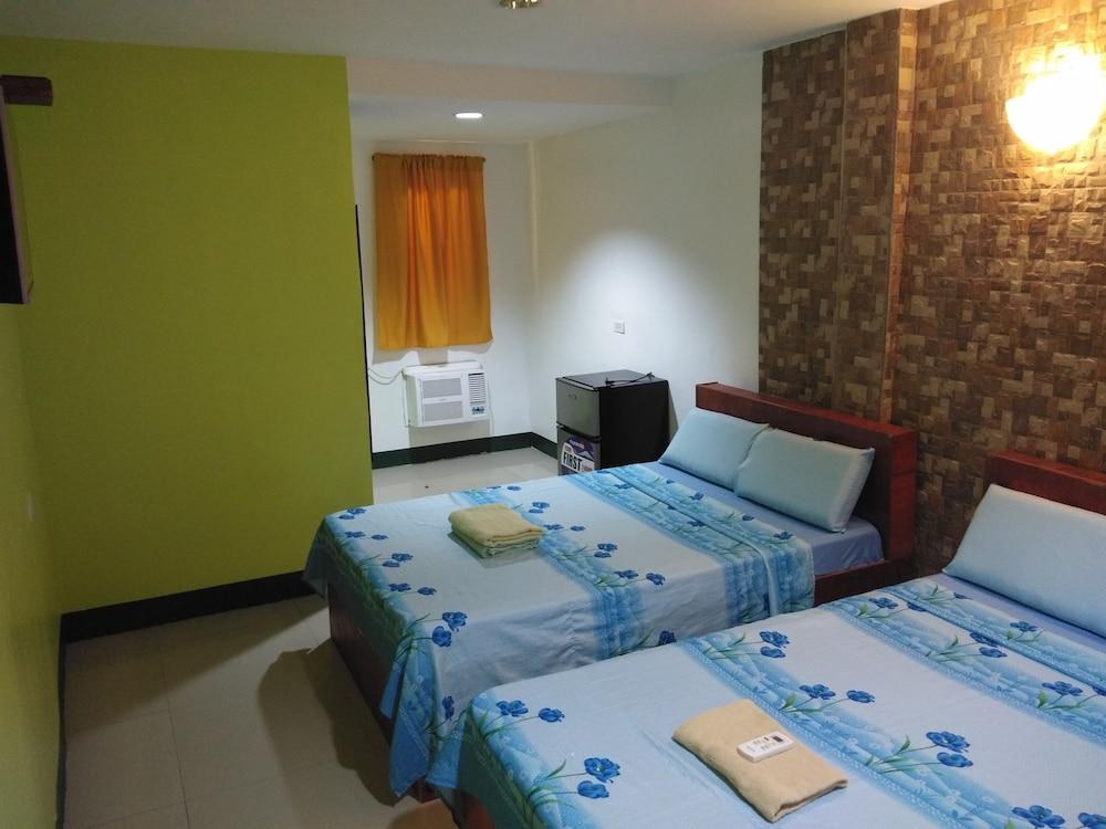 Aosmec Square Hotel Lapu-Lapu City Exterior photo